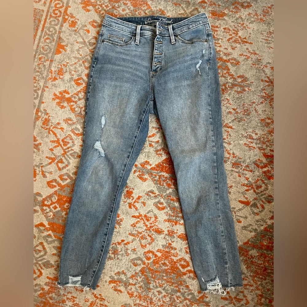 Universal Thread high rise, skinny distressed crop jeans, size 6